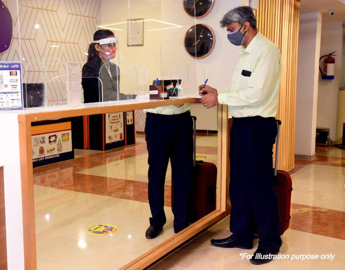 Oyo Rose Residency Near Dwarka Sector 9 Metro Station Hotel New Delhi Exterior photo