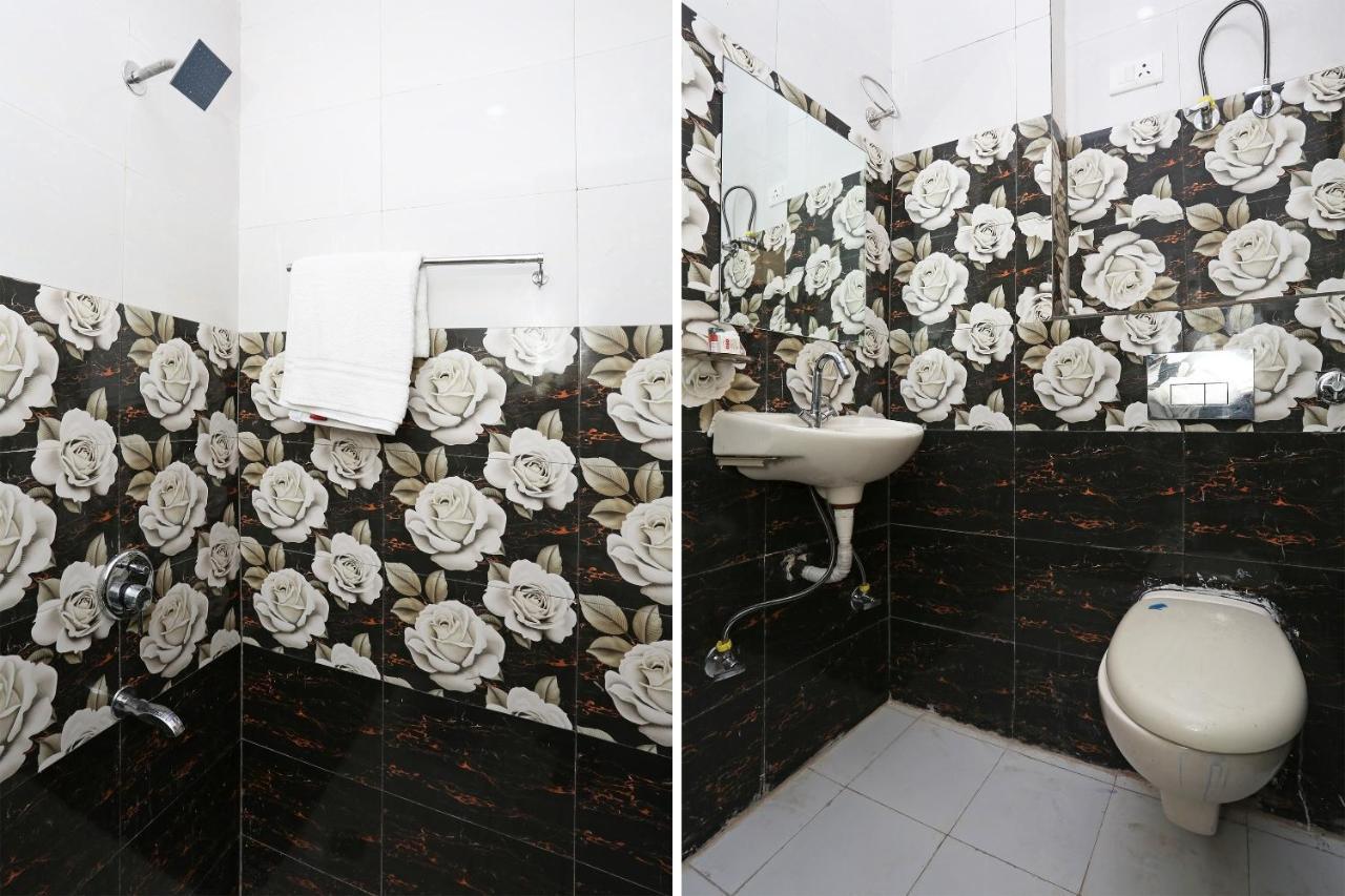 Oyo Rose Residency Near Dwarka Sector 9 Metro Station Hotel New Delhi Exterior photo